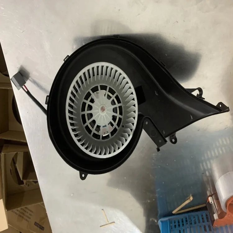 2026 Truck Cabin Blower Fan - Maintains Comfortable Cabin Temperature 82349000 Blower Motor 84223449