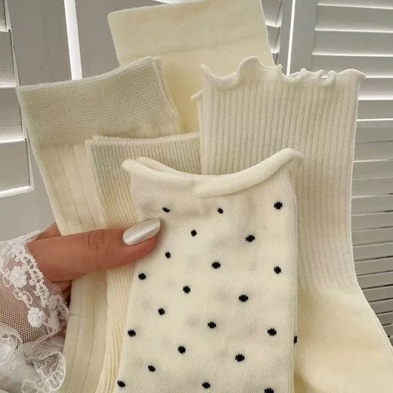 5 paires femmes chaussettes blanches automne mi-longue chaussettes décontracté fille été mince conception douce couleur unie Coquette chaussettes bonneterie 2025