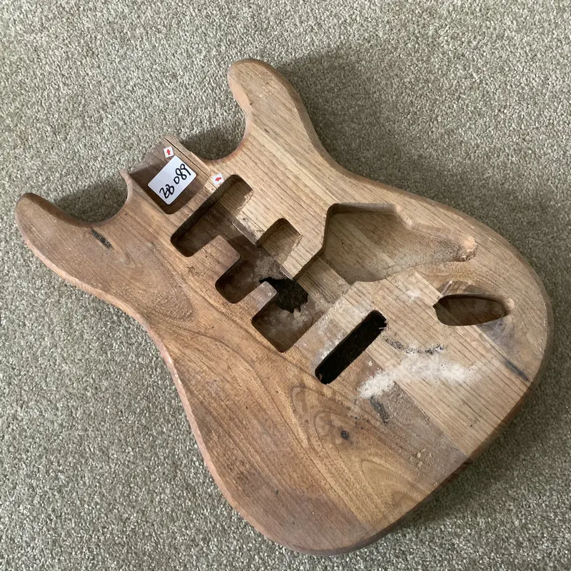 

EB089 Unfinsihed ST Model Electric Guitar Body Solid Alder Tremolo Style Bolt-on For DIY Replacement Wood Damage and Crack