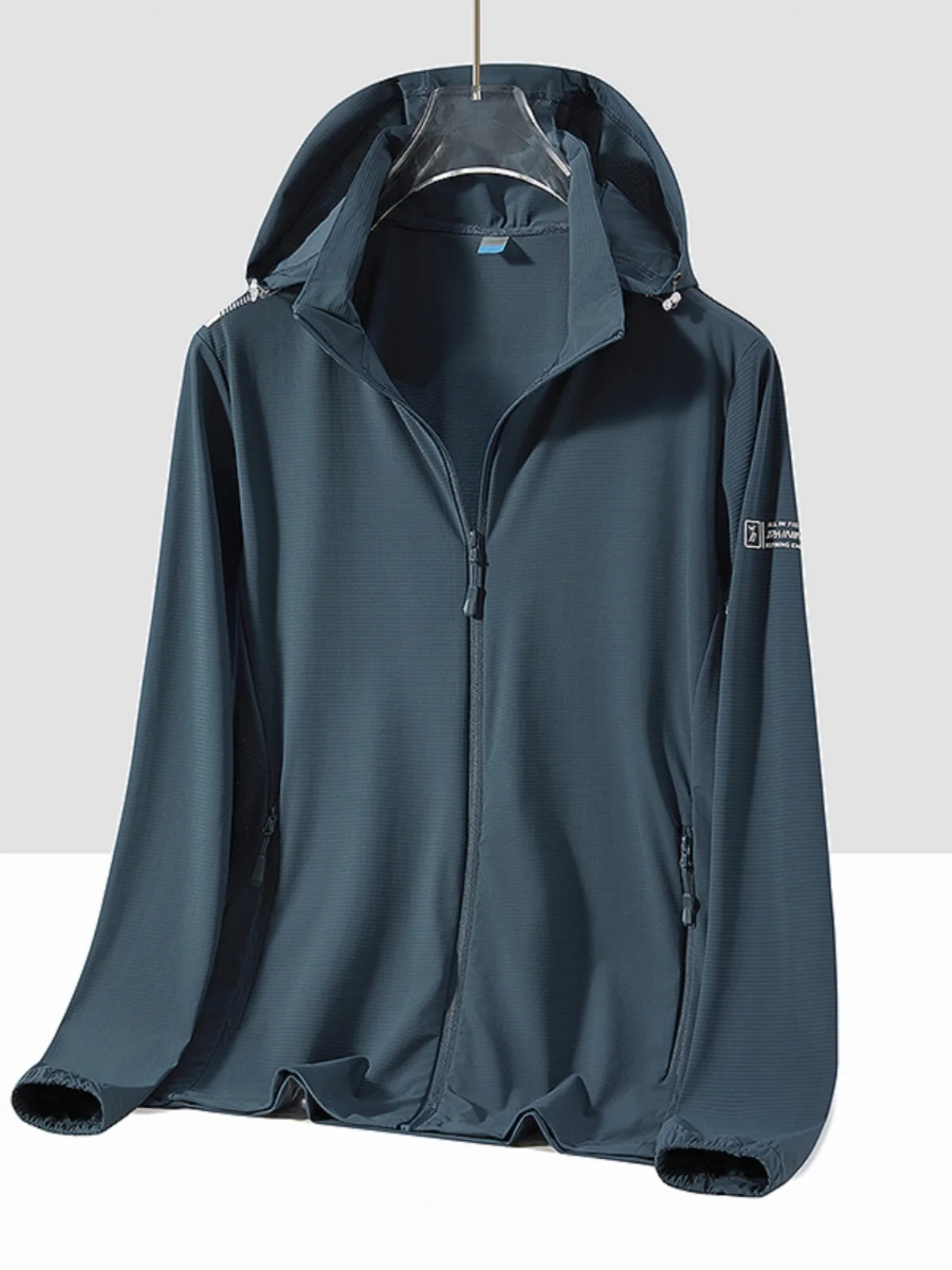 

2024 New Summer Hat Ice Silk Lightweight Elastic Breathable Qui Dry Outdoor UV Protection Skin Clothes Men's Faion Jaet