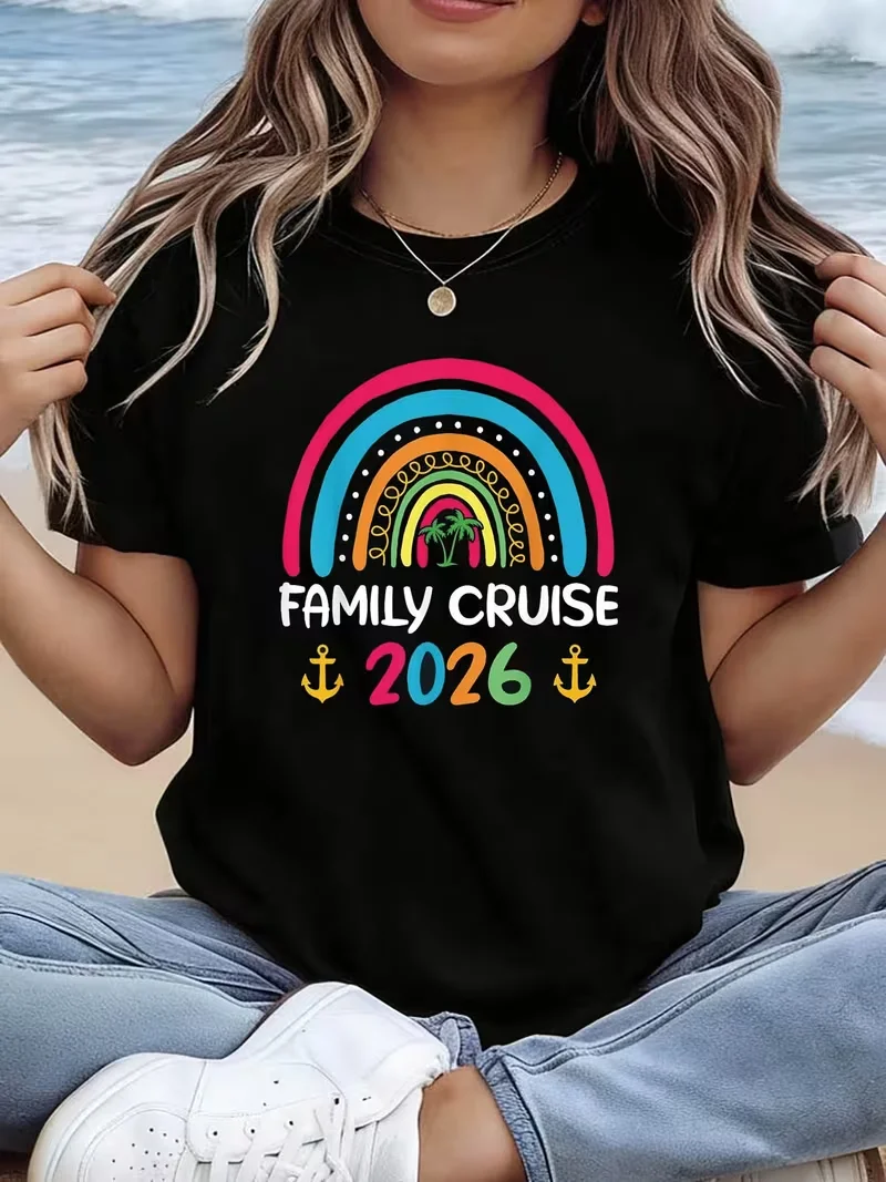 

Женская футболка с круглым вырезом и короткими рукавами с текстовым принтом FAMILY CRUISE 2026, весна и лето