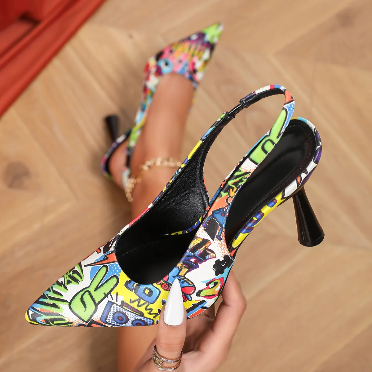 

Bloomsteps OEM Customized Women's Shoes New Graffiti Design Stiletto Heel Hollow Sandals Pointed Toe High Heels for Women