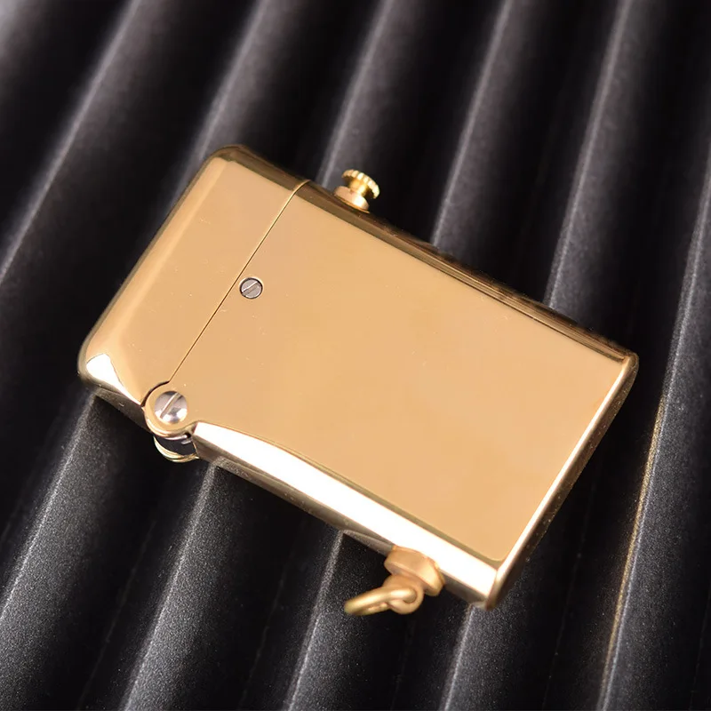 

Thorens Kerosene Lighter Retro Handmade Creative Copper Lighter Easy to Carry Outdoor Lighter for Collection and Gift Giving