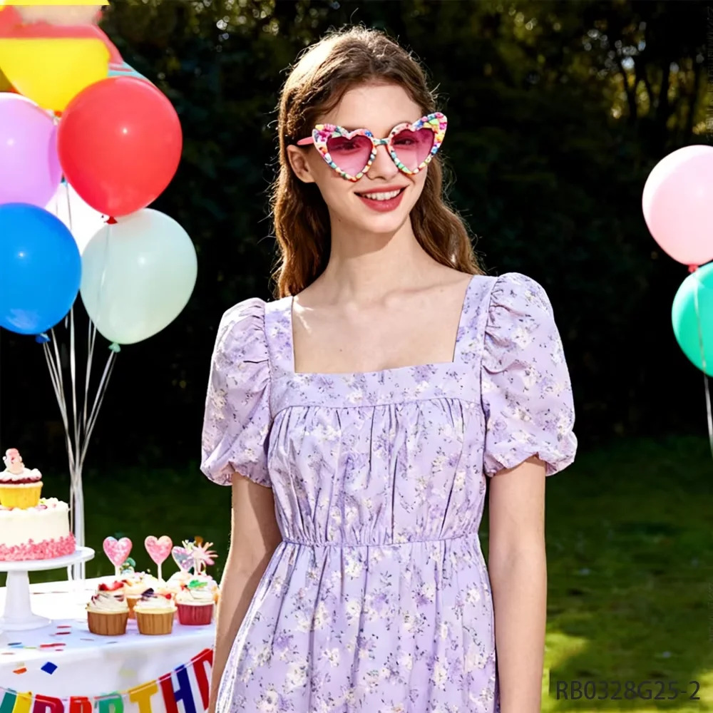 PESENAR  These heart shaped sunglasses with colorful heart decoration are cute and energetic Perfect for Valentine s Day