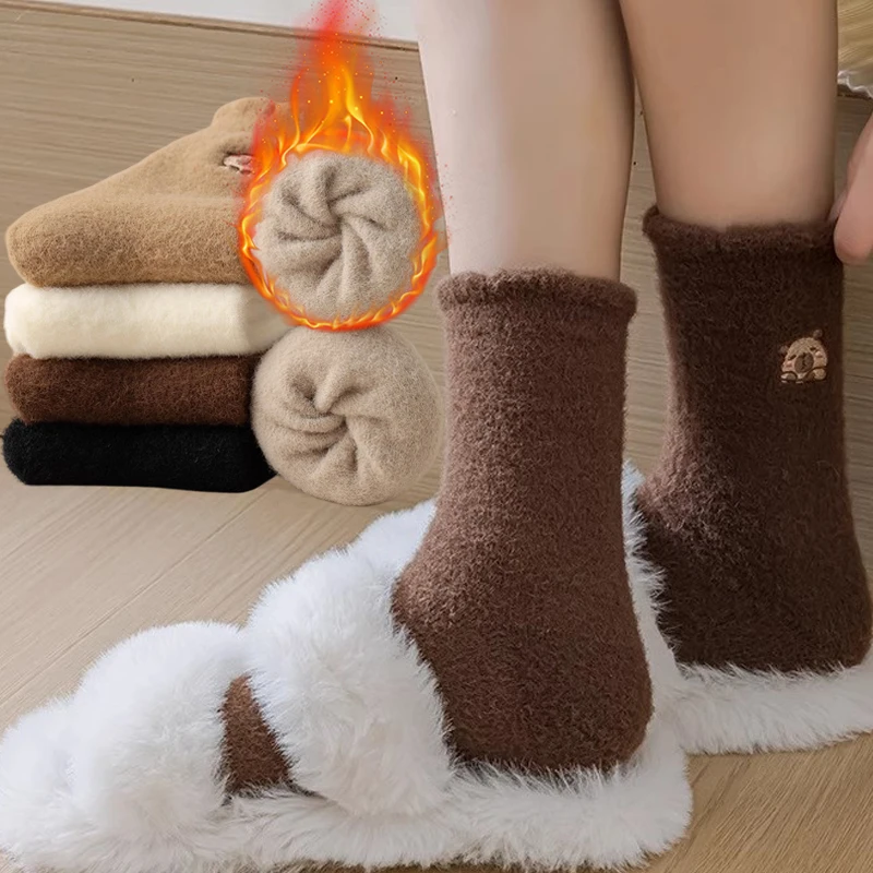 Warm Thick Socks with Capybara Design Winter Cotton Blend Socks for Cold Weather Ultra Soft Thermal Protection Hot Sale 2025