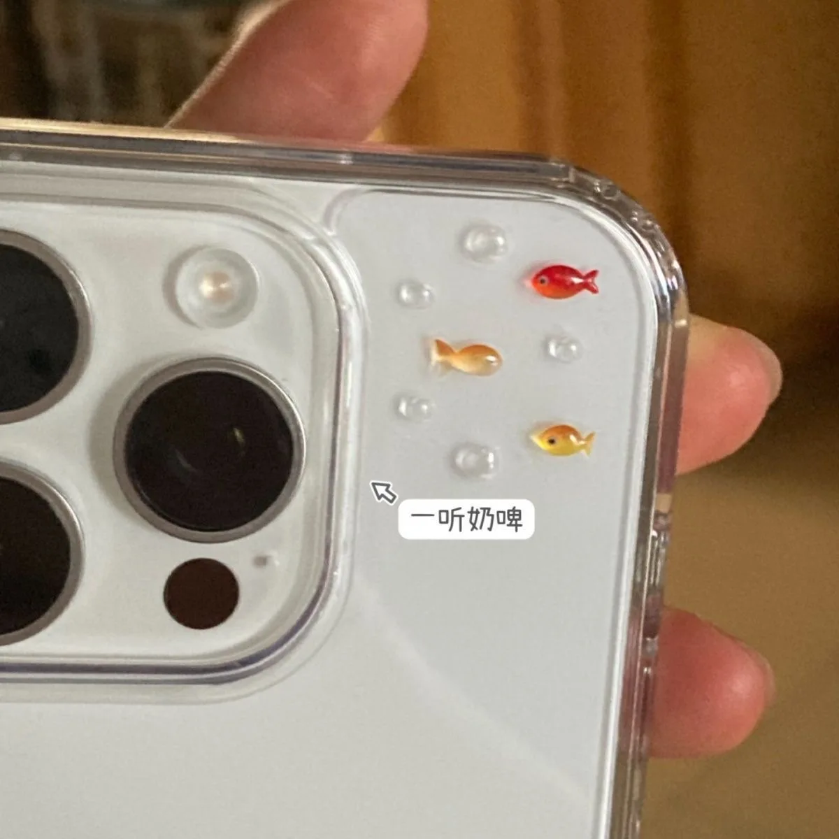 

6 шт. для iphone 17 Pro Max маленькая наклейка с золотой рыбкой, 3D наклейка с медузами, наклейка с пузырьками, чехол для телефона «сделай сам»