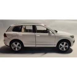 1:32 Touareg Alloy Car Model Diecasts &Toy Vehicles Metal Car Pull Back High Simulation Sound Light Collection Kids