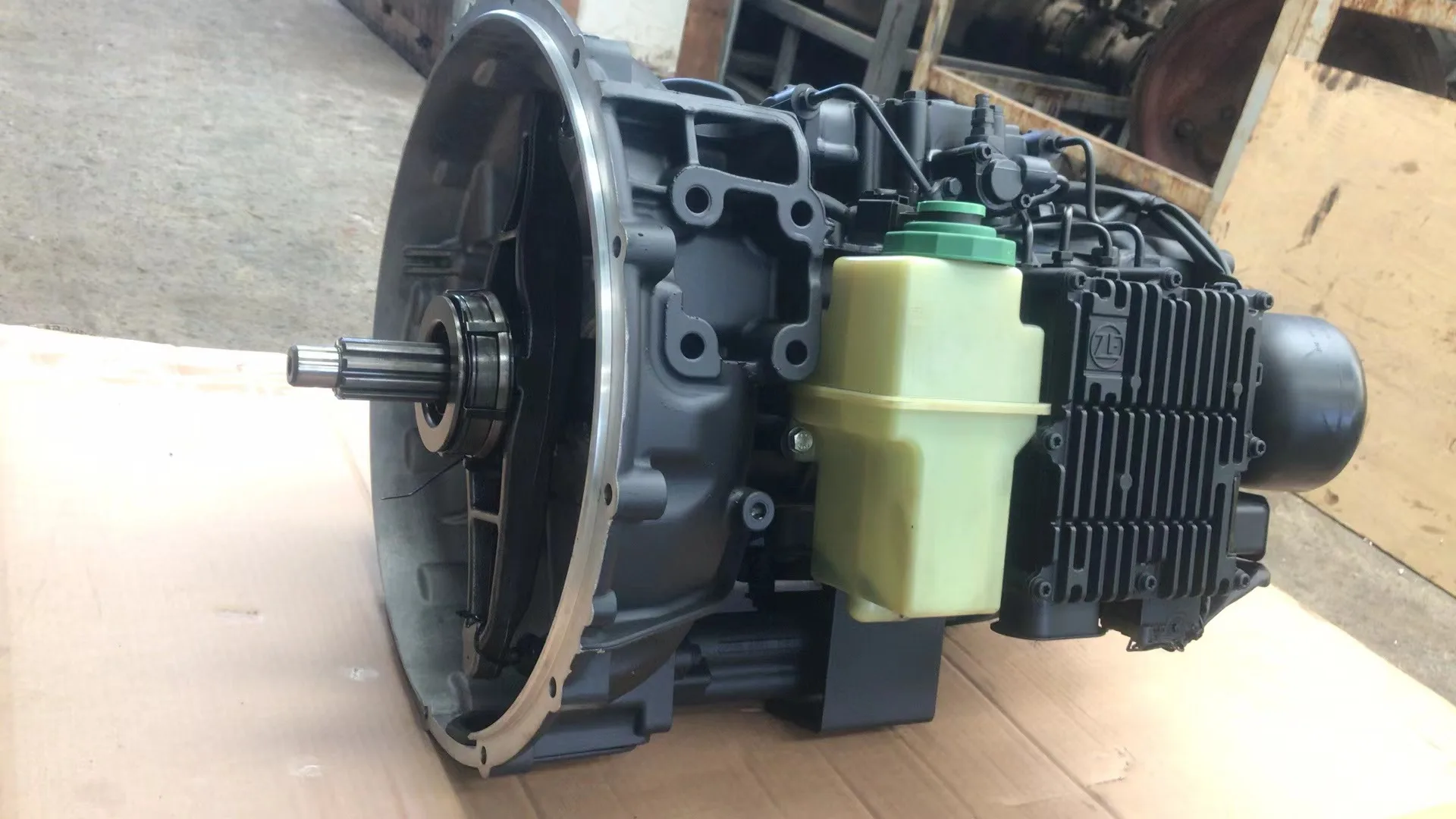 As peças do conjunto da caixa de engrenagens 6AS170 BO