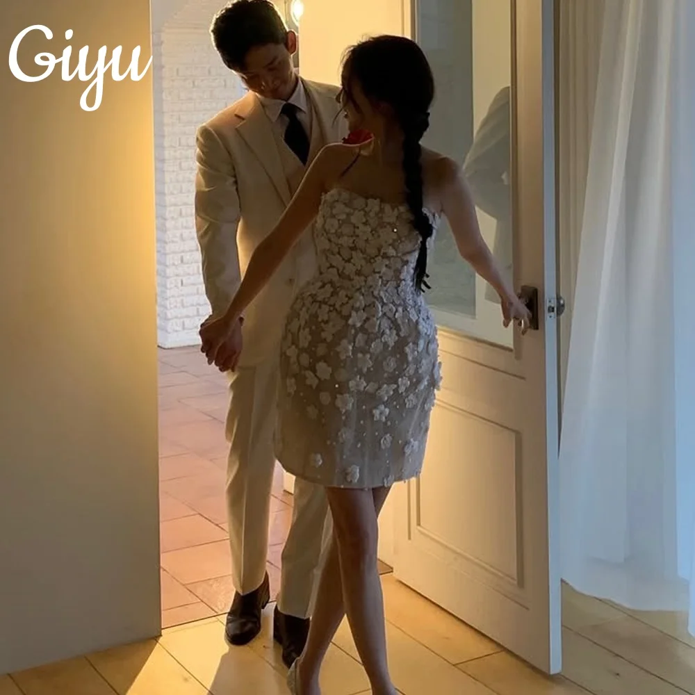 

Giyu New Modern Applique 3D Lace Short Wedding Dresses Strapless Sleeveless Photoshoot Mini Bridal Gowns 웨딩드레스 Customised 2025