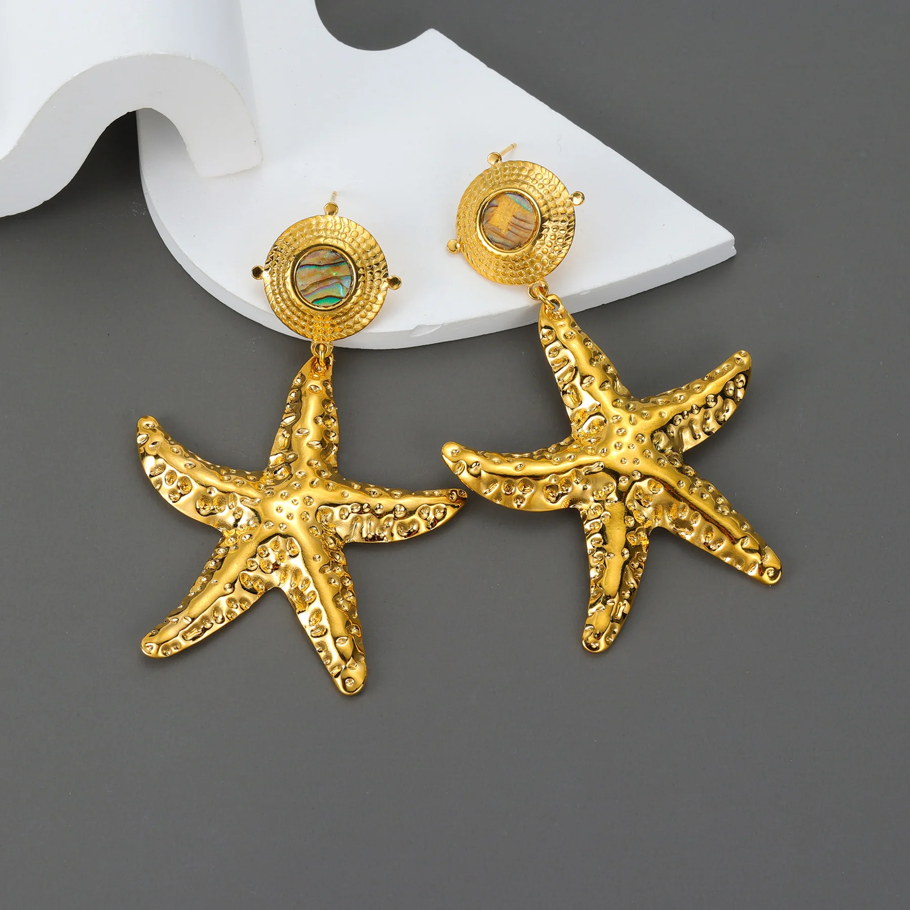 Atoztide Trendy Minimalist Starfish Earrings for Women Girl Stainless Steel Gold Color Irregular Earrings Christmas Jewelry Gift