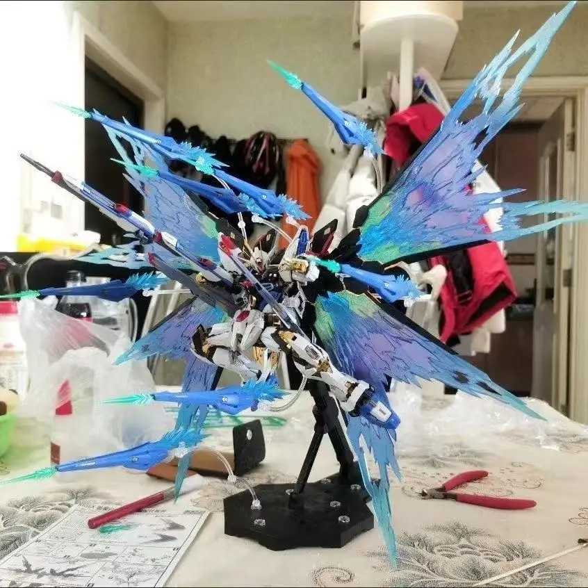 

DBANDAI DDB MGEX 1/100 Strike Free Light Wings Option Set Assembled Model Action Toy Doll Animation Children’s Gift DIY Accessor