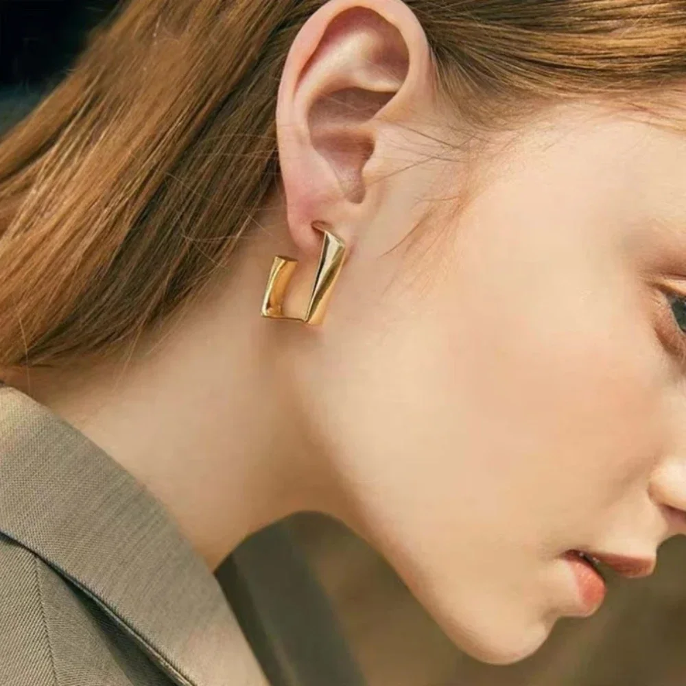 

New U-Shaped Square Hoop Earrings for Women Luxury Circle Earring Wedding Aesthetic Fashion Party Jewelry Aretes