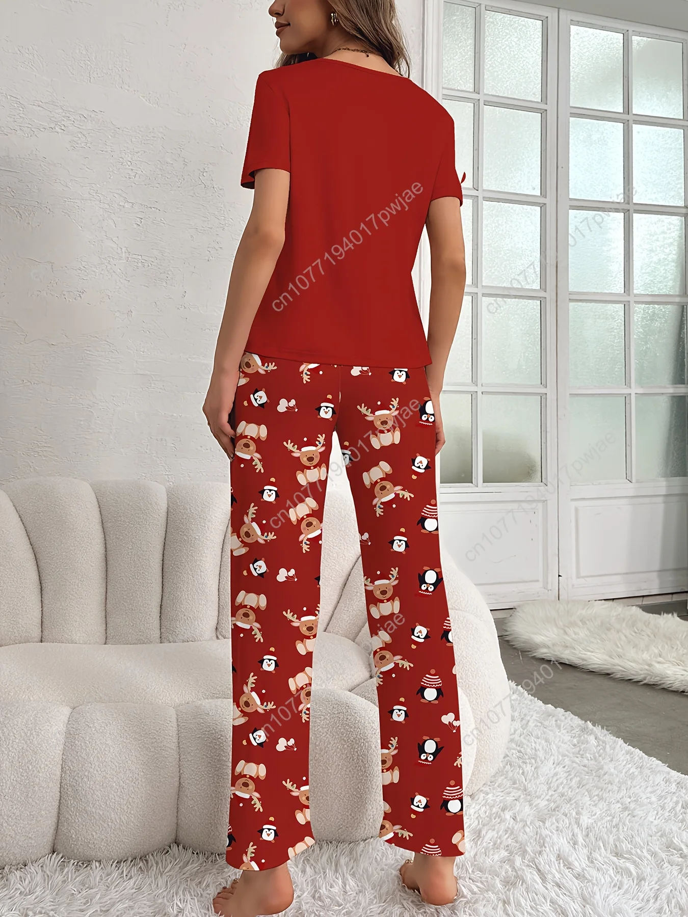 Weihnachts-Pyjama-Set – gemütlicher, langärmliger Rundhalsausschnitt mit festlicher Weihnachtsmütze und karierter Loungewear, Polyester-Mischung, maschinenwaschbar