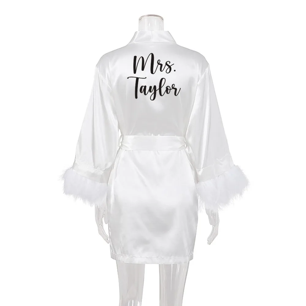 Custom Bride Robe with Feather Personalized White Feather Robe with Name Bride Feather Robe Bridesmaid Gift Silk Kimono Robe