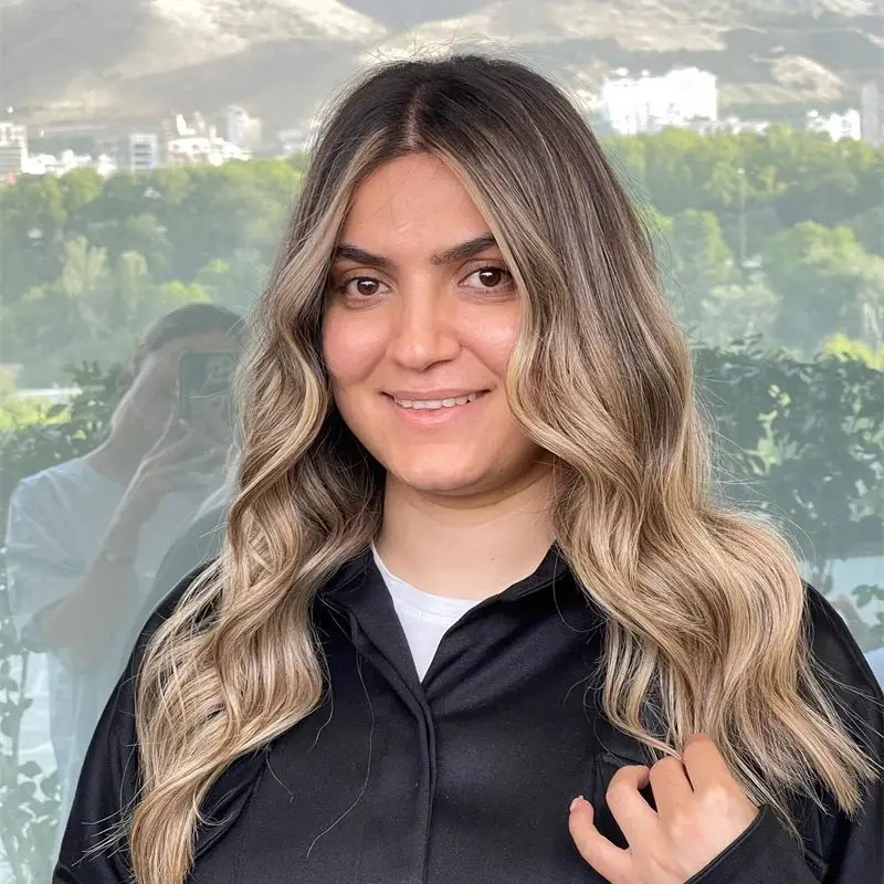 

13x4 Бесплатная часть Ombre Пепельно-русый HD Невидимый синтетический парик фронта шнурка Натуральный предварительно выщипанный Реалистичная линия волос Оригинальный заводской парик