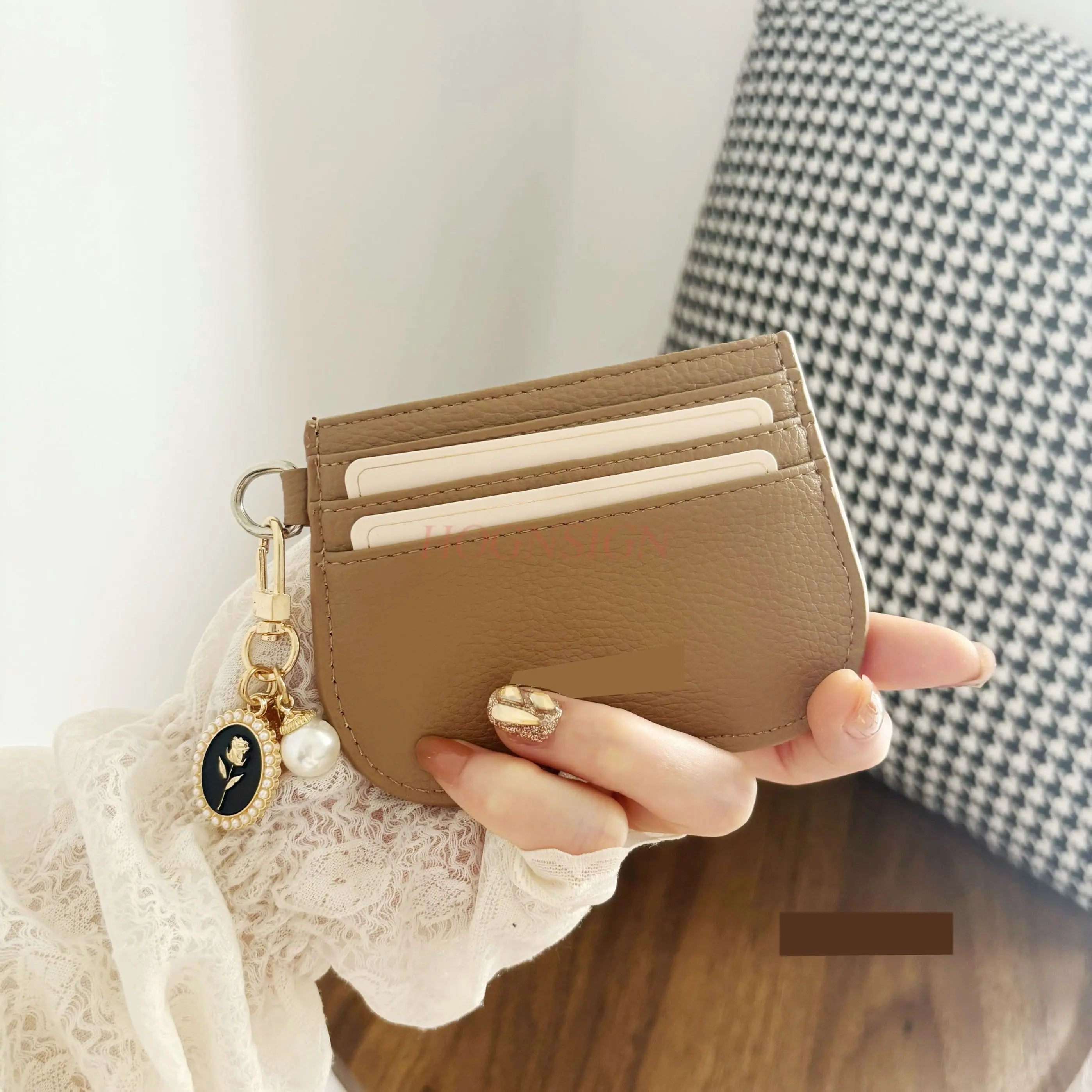 قطعة واحدة من حقيبة البطاقات المصممة بشكل فريد للنساء، بسيطة ومتعددة الاستخدامات، عصرية، مدمجة ورائعة، حافظة بطاقات رفيعة للغاية #2