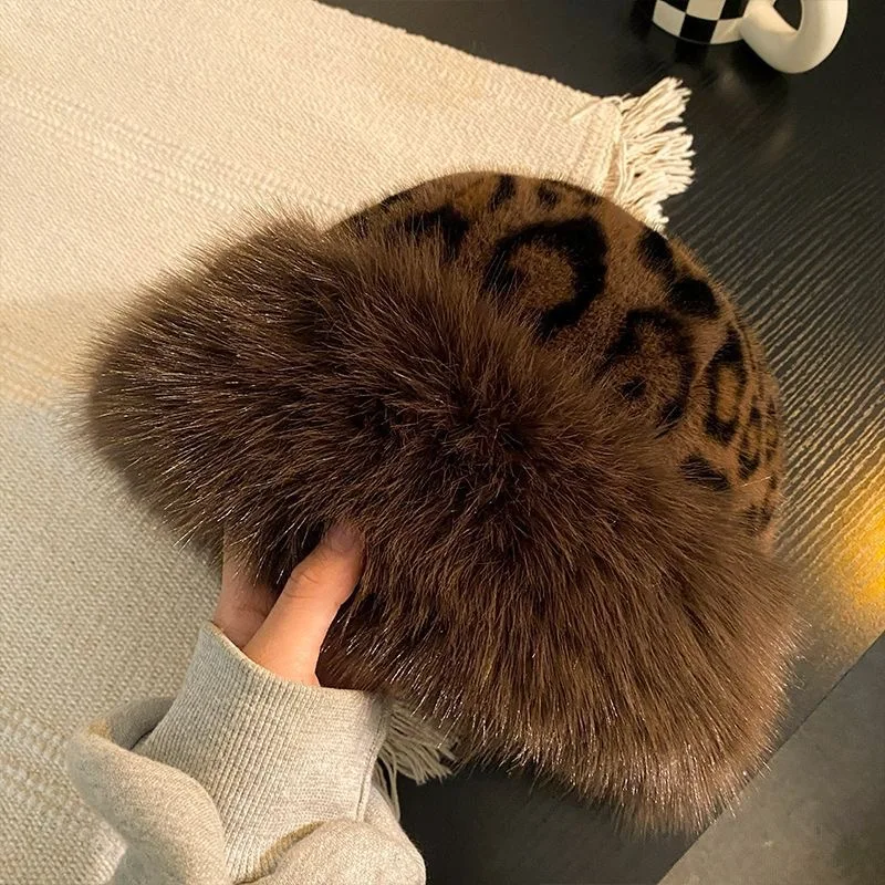 Women's Pullover Hats New Leopard Print Personalized Fashionable Cool Retro Beanies Thickened Plush Warm Plush Hats For Girl 2