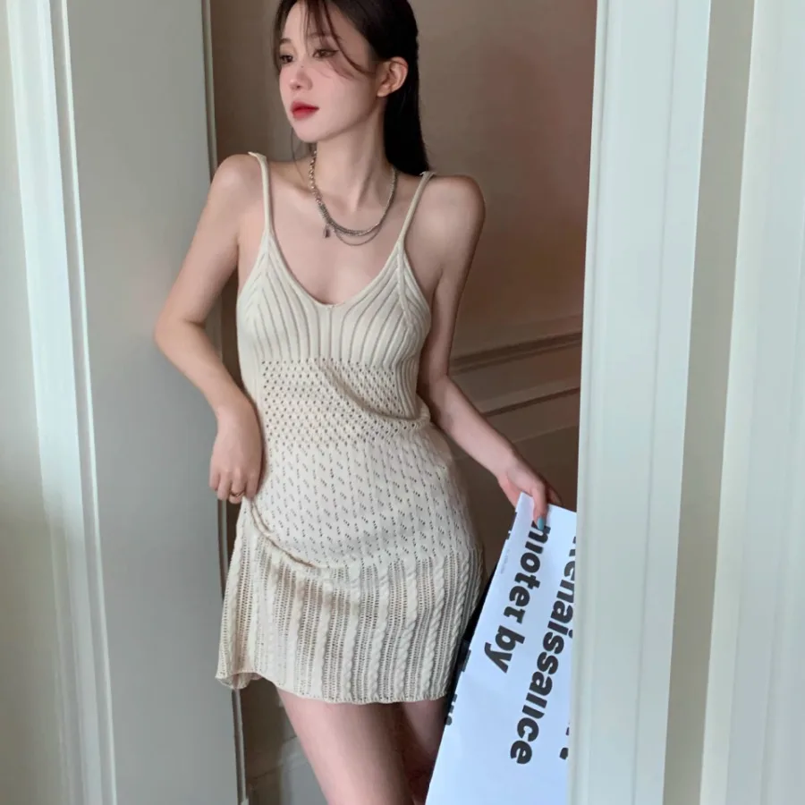

【New style】Knitted suspender dress, women's clothing, summer hot girl temperament dress, design, niche, slim fit, hip skirt