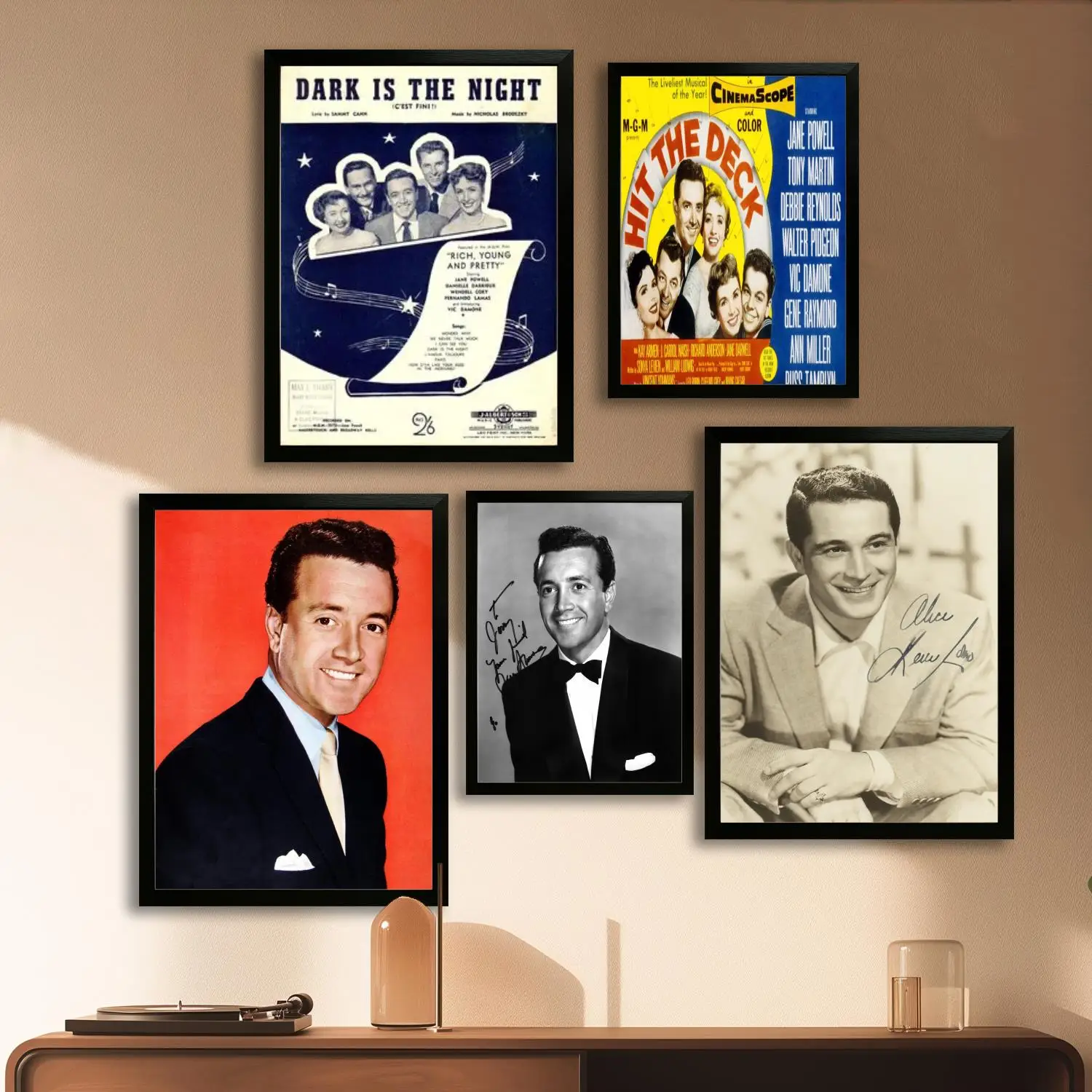 Vic Damone Canvas Art Poster and Wall Art, Picture Print, Modern Family, Bedroom Decor, Posters,Decorative painting