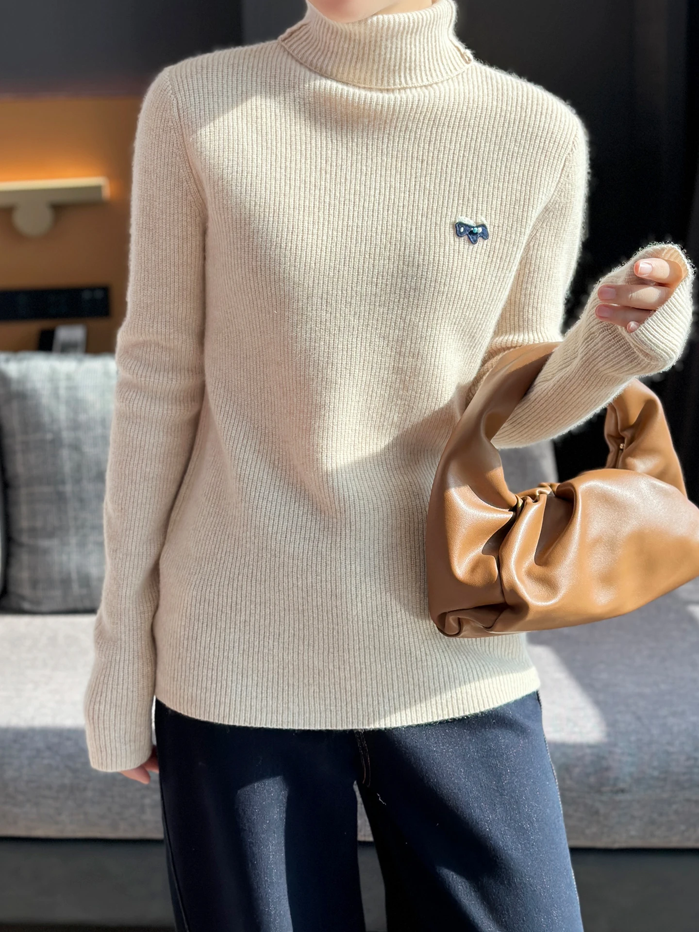 

Zuozuojia Premium Camere High Ne Knitted Sweater Embroidered Base Layer Slimming Women's Faion Winter Warm Top