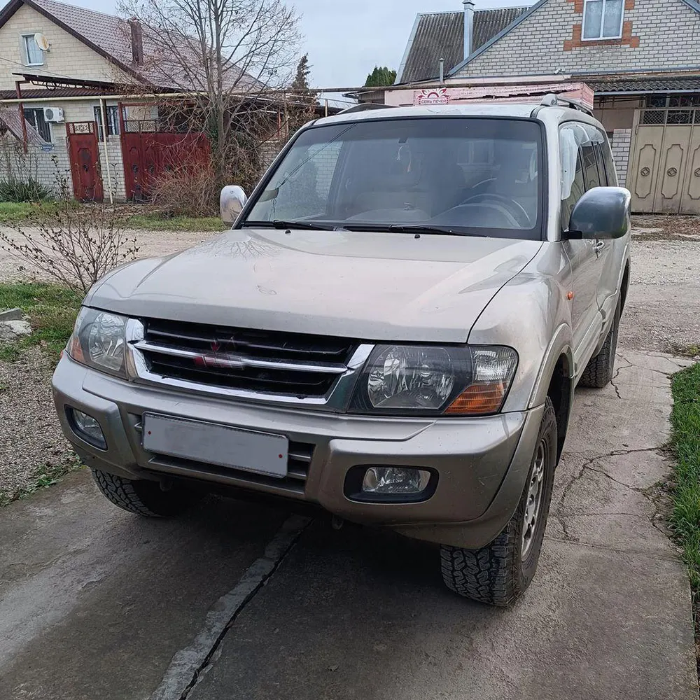 

Комплект автомобильных фар для Mitsubishi Pajero V65 V73 V75 V78 1996-2006 MN133748 MN133747