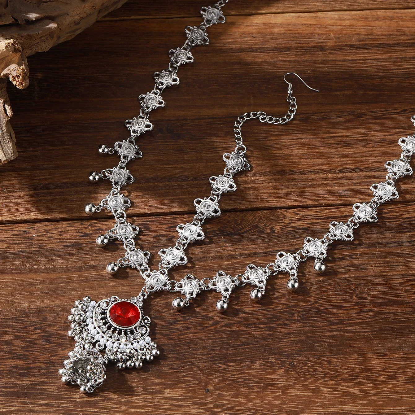 Vintage Red Crystal Geometric Pendant Chain Forehead Headpiece Women Indian Silver Color Beads Tassel Hair Accessories Jewelry