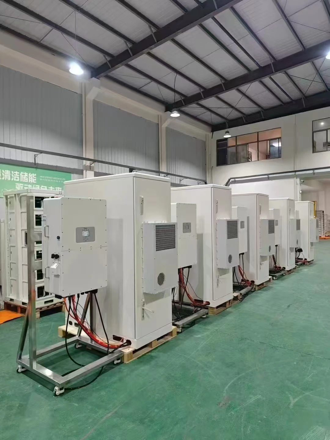 Système de stockage d'énergie hybride de batterie solaire de WS 100kw 200kw 300kw 200kwh 500kw 150kw 100 kw 500 kw