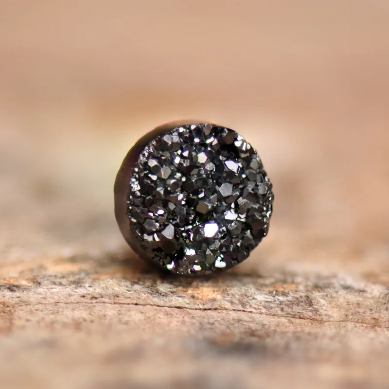 Il magnete Druse di cristallo di moda attira la Clip dell\'orecchio senza orecchini Piercing per le donne uomini orecchini a bottone geometrici al