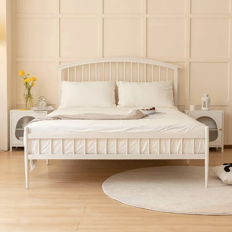 

Nordic bed white wrought iron double bed modern simple cream wind iron frame Windsor 1.5 small apartment single bed