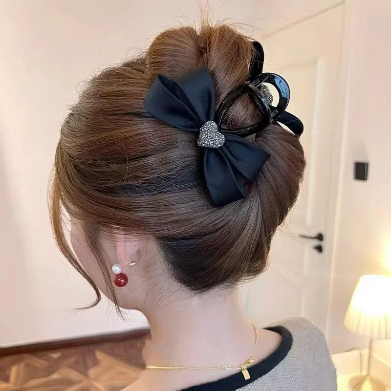 1/2pcs  Rhinestone Love black Fabric Bow Hair clip for woman Elegant Daily wear Shark Clip Fashion Girl Hair clamp view 3