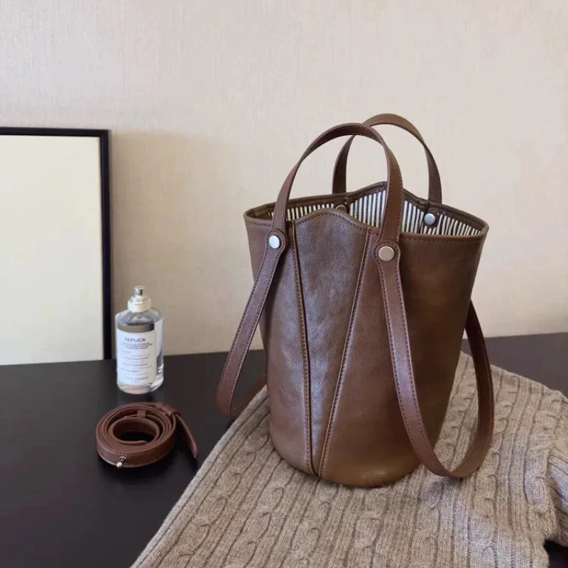 

Top Grade PU Leather Bucket Bag Retro Sense Sense of Advanced Underarm Bag Tote Bag All-match Large Capacity Commuting Female