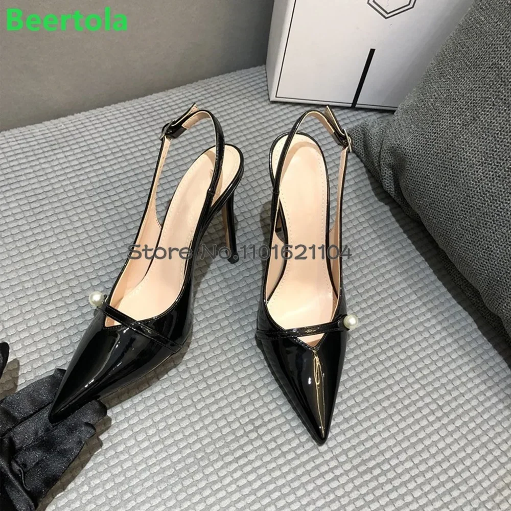 براءات الاختراع والجلود أشار تو مضخات فاخرة للإناث النساء 2025 جديد اللؤلؤ Slingback رقيقة عالية الكعب مشبك حزام أحذية أنيقة