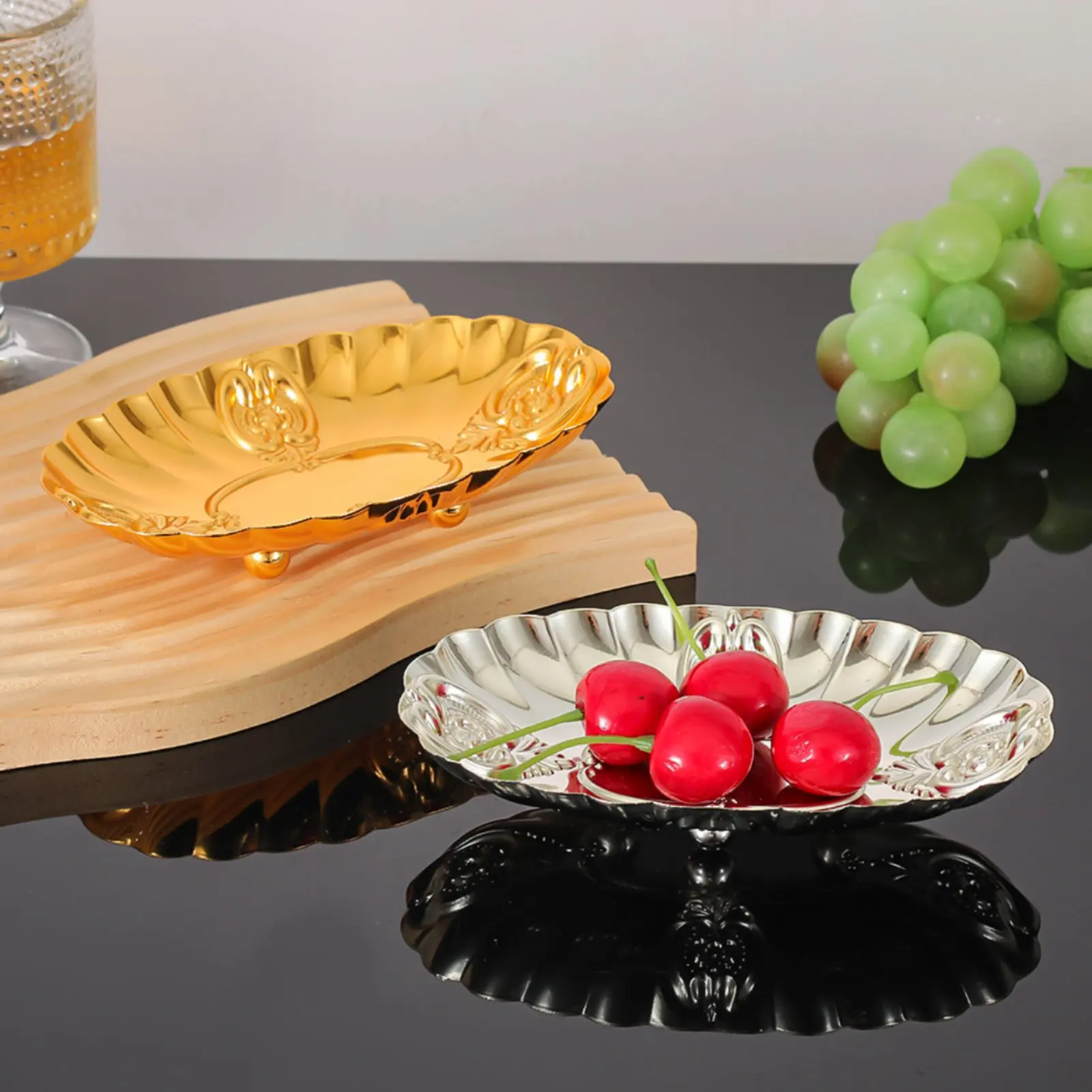 Decorative Oval Tray Shallow Oval Metal Tray Tabletop Decor Fluted Rim Small Feet