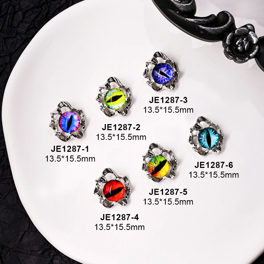 10 Stück Y2k Halloween Evil Cat Eye Nagel Charms 3D Cool Punk Kristall Augapfel Nagel Strass 13x15mm Dragon Eye Perlen DIY Nagel Dezember