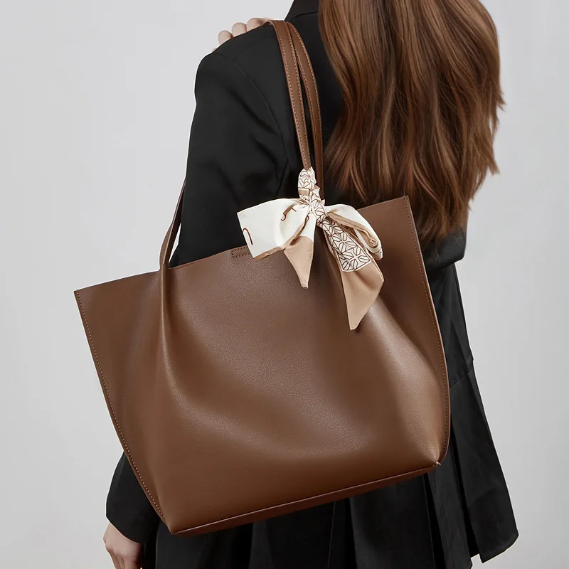 

Genuine Leather Tote Bag 2026 New Large Capacity Cowhide Single Shoulder Bag High Quality Simple Business Commuting Handbag