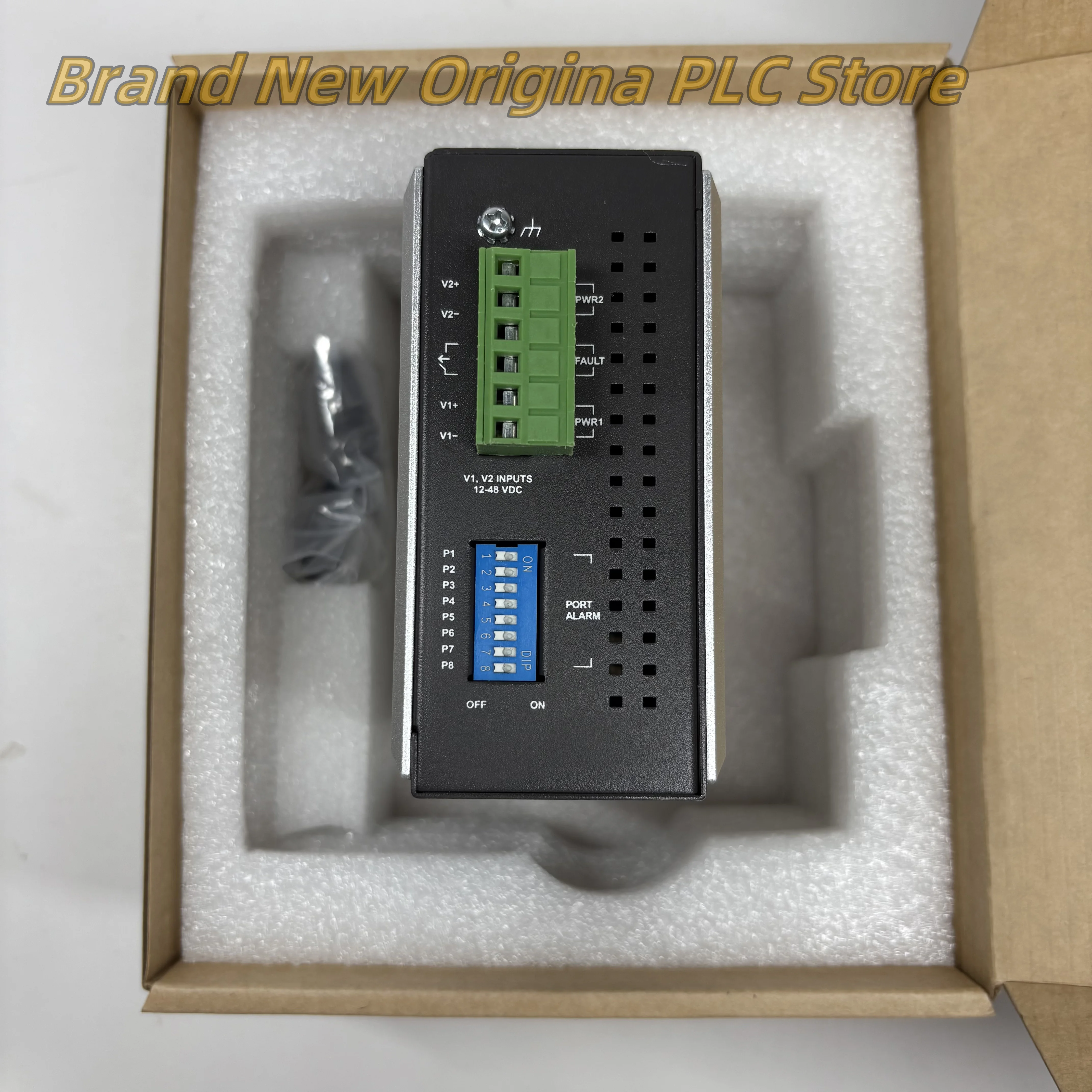 

Новый промышленный коммутатор Ethernet EDS-308 в коробке