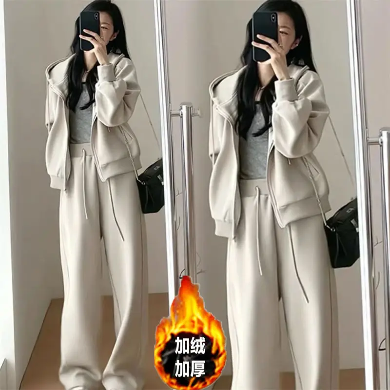 Velvet and Thickened Sports Suit For Women\'s Autumn Winter Korean Edition Loose Slim Fashion Sweater Casual Pants Two Piece Set