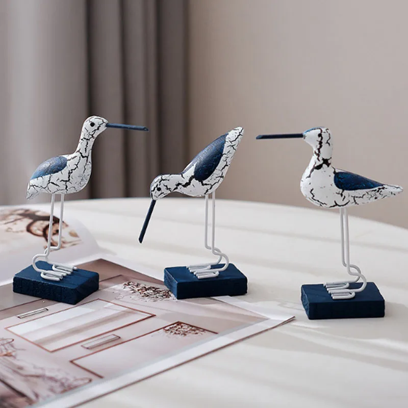 

2pcs Crackle Wooden Seagull Seabird Sculptures with Metal Feet Carved Coastal Bird Figurines Beach Decor for Home Garden Lawn