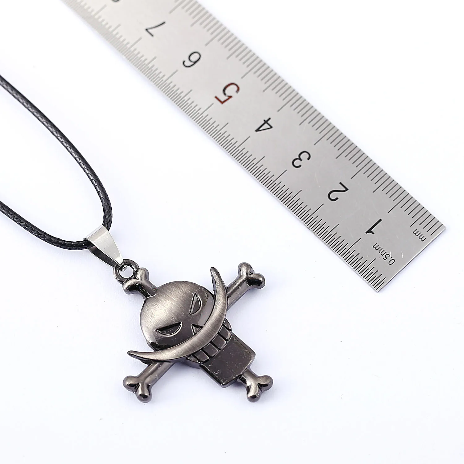 Anime One Piece White Beard Edward Newgate Figure Model Kids Toys Gift Cosplay Metal Necklace Pendant Jewelry