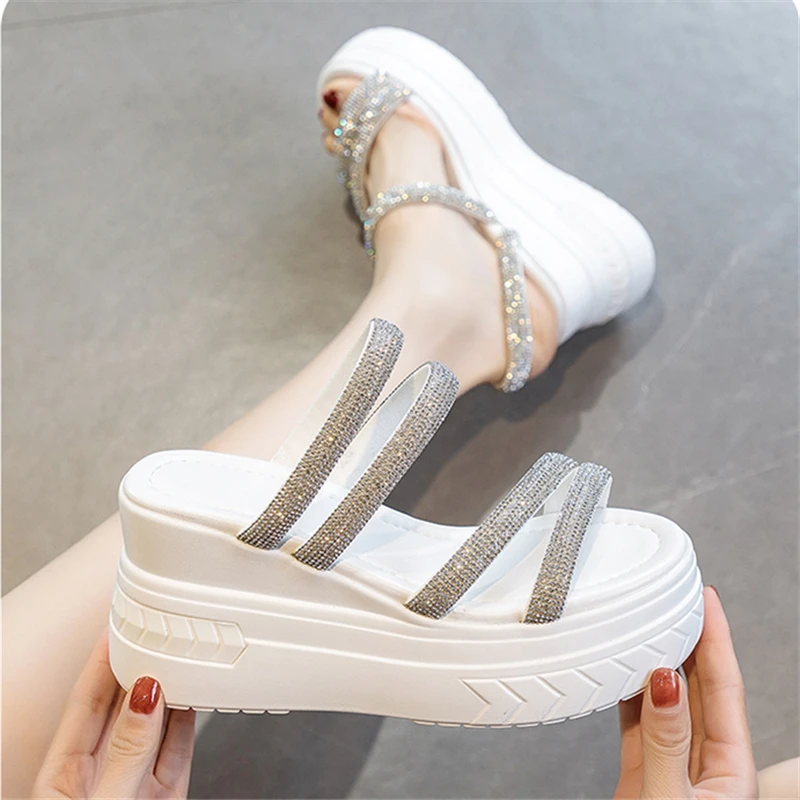 On A Wedge Slippers Women Summer Glitter Slides Platform High-Heeled Shoes Lady Pantofle Soft Jelly 2024 Crystal Rubber Microfib