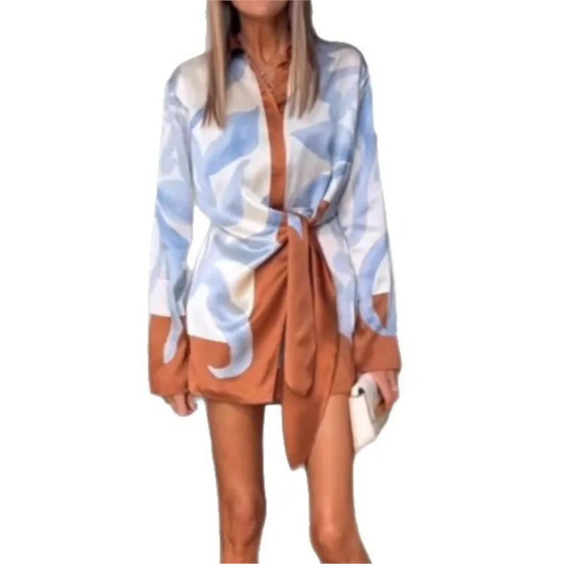 เดรสสั้นแขนยาวพิมพ์ลายกราฟิกสุดฮิต สไตล์ลำลองหลวมๆ สำหรับผู้หญิง แต่งเชือกผูก เหมาะสำหรับงานปาร์ตี้ แฟชั่นผู้หญิง ปกเสื้อเชิ้ต คอลเลคชั่น 2025