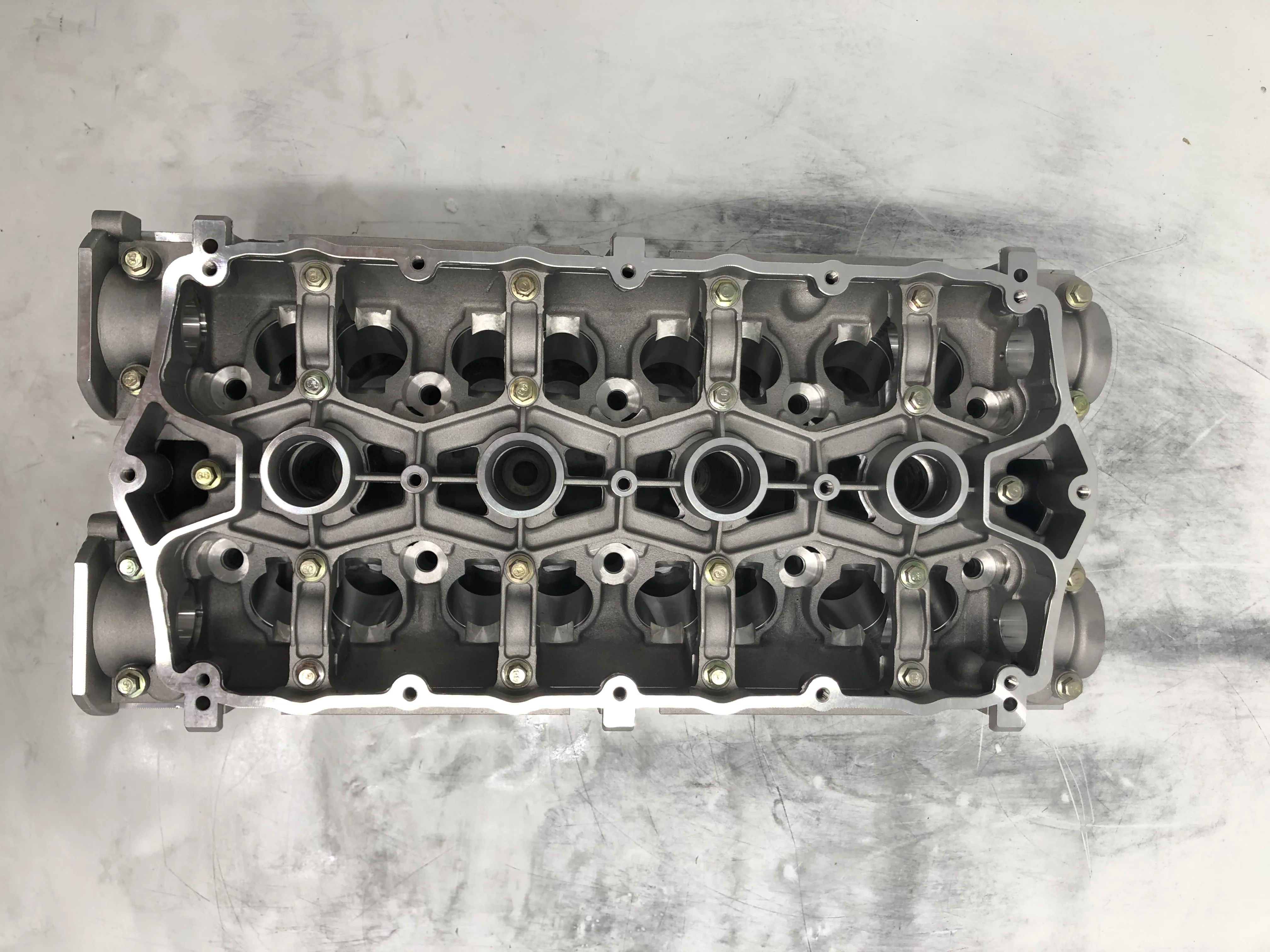 Factory Price 18K4G/18K4F/18K4K/K18/K16F DOHC 1.8L 16V Bare Cylinder Head OEM10001447 LDF109390 for Roe we 550