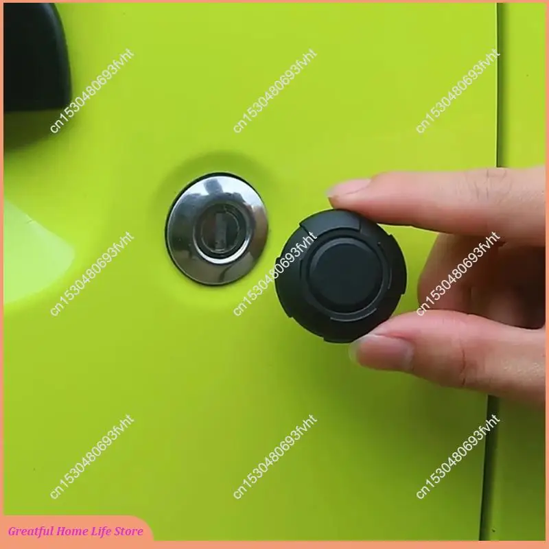 AT59 2 قطعة باب السيارة المغناطيسي ثقب المفتاح غطاء الكسوة لسوزوكي جيمي JB64 JB74 2019-2022 قفل الباب غطاء الملحقات الخارجية
