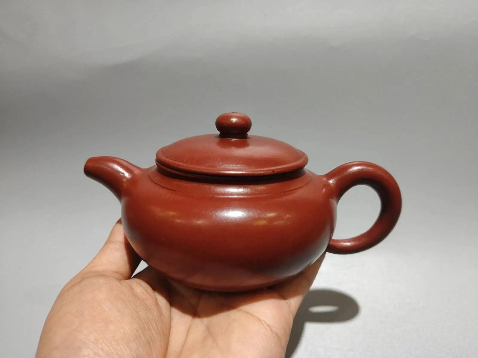 

China Yi Xing Zisha Clay Handmade Exquisite Teapot In Antique Style