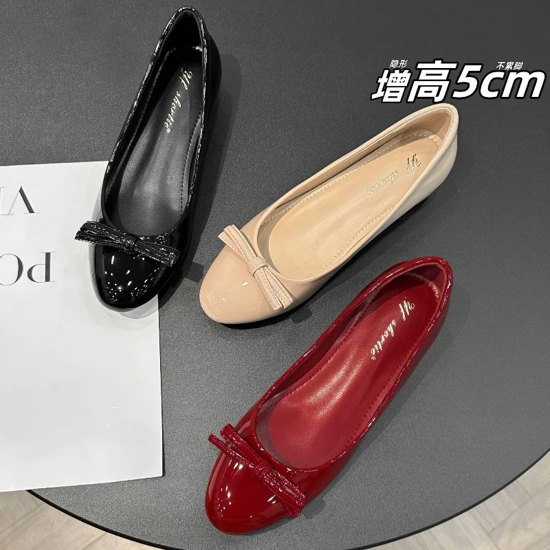 

Fashion Women Shoes Exquisite Patent Leather Casual Shoes for Woman Sweet Style Lolita Flat Shoe Designer Shoes Zapatos De Mujer