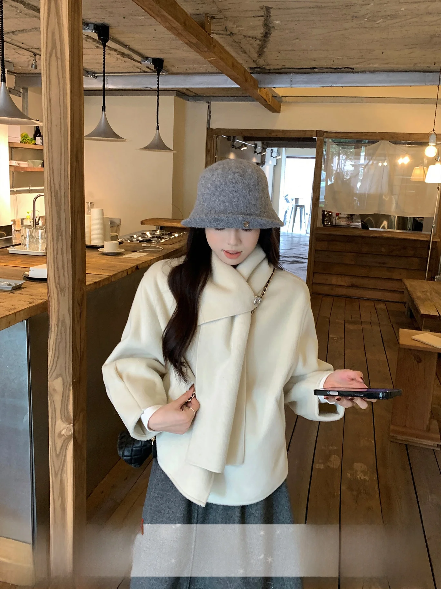 

Двустороннее шерстяное пальто с воротником-шарфом, свободная повседневная универсальная верхняя одежда для женщин, зимняя дорожная одежда из полиэфирного волокна