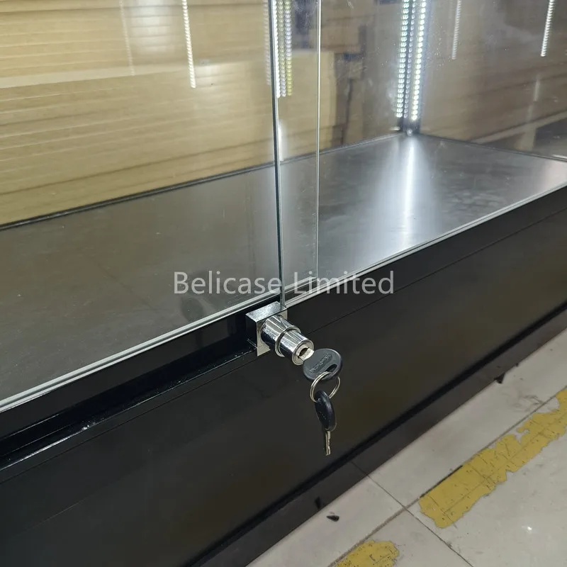 Custom, ultra dispensary display wig display showcase aluminium frame glass showcase for Smoke Shop