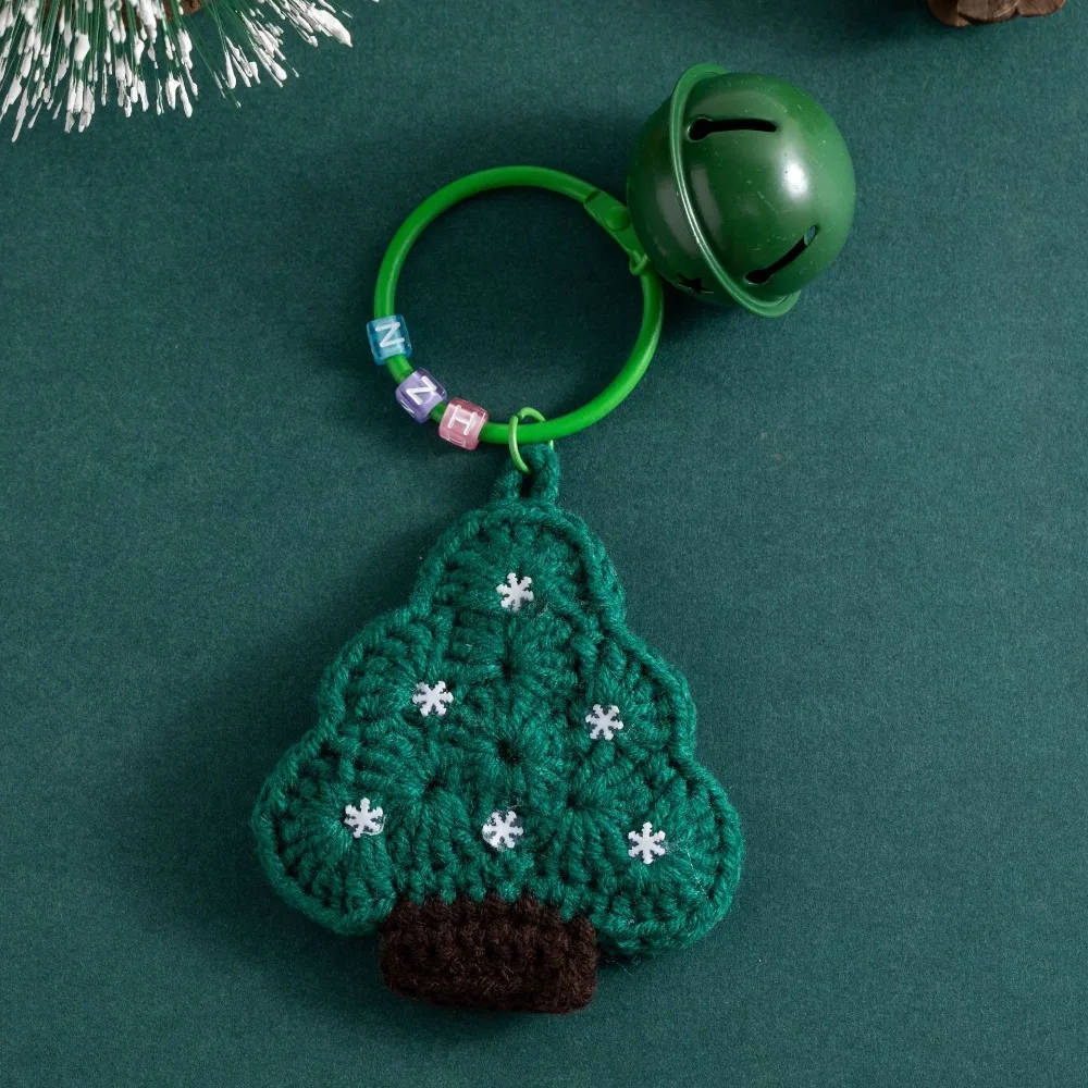 Cozy Handmade Christmas Knitted Hanging Ornament with Bell Yarn Christmas Bag Charm Mini Soft Christmas Pendant Photo Props