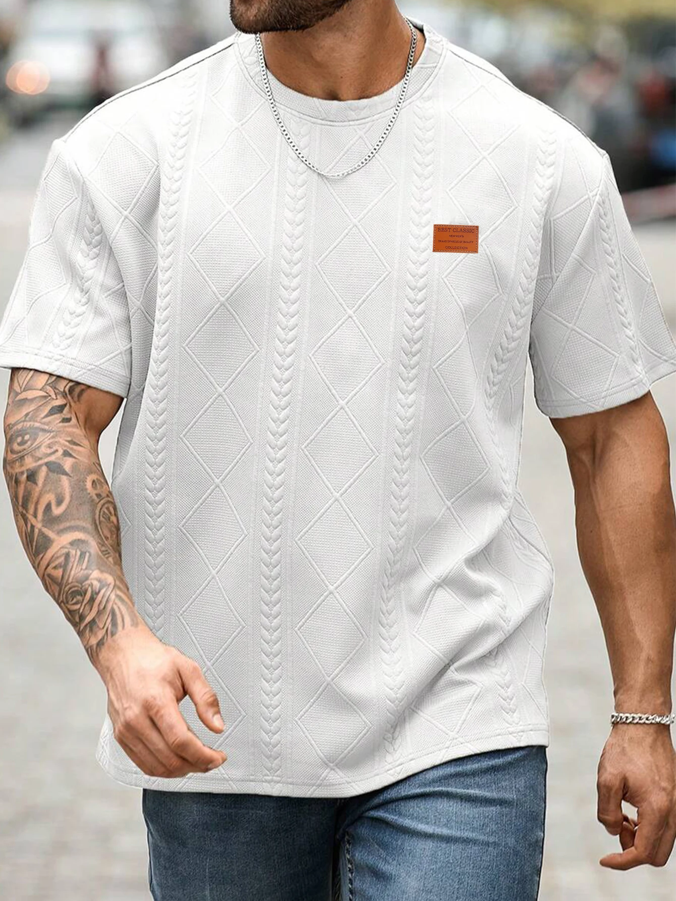 Men's Regular Fit Jacquard Tee Casual Short Sleeve T-shirt for Summer Fashion Men's Top for Daily Wear