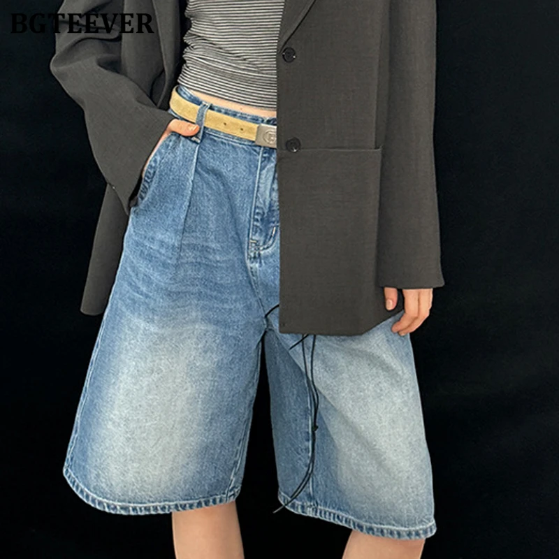 BGTEEVER Pantalones cortos vaqueros sueltos informales para mujer, pantalones cortos vaqueros femeninos de cintura alta de un solo botón de verano